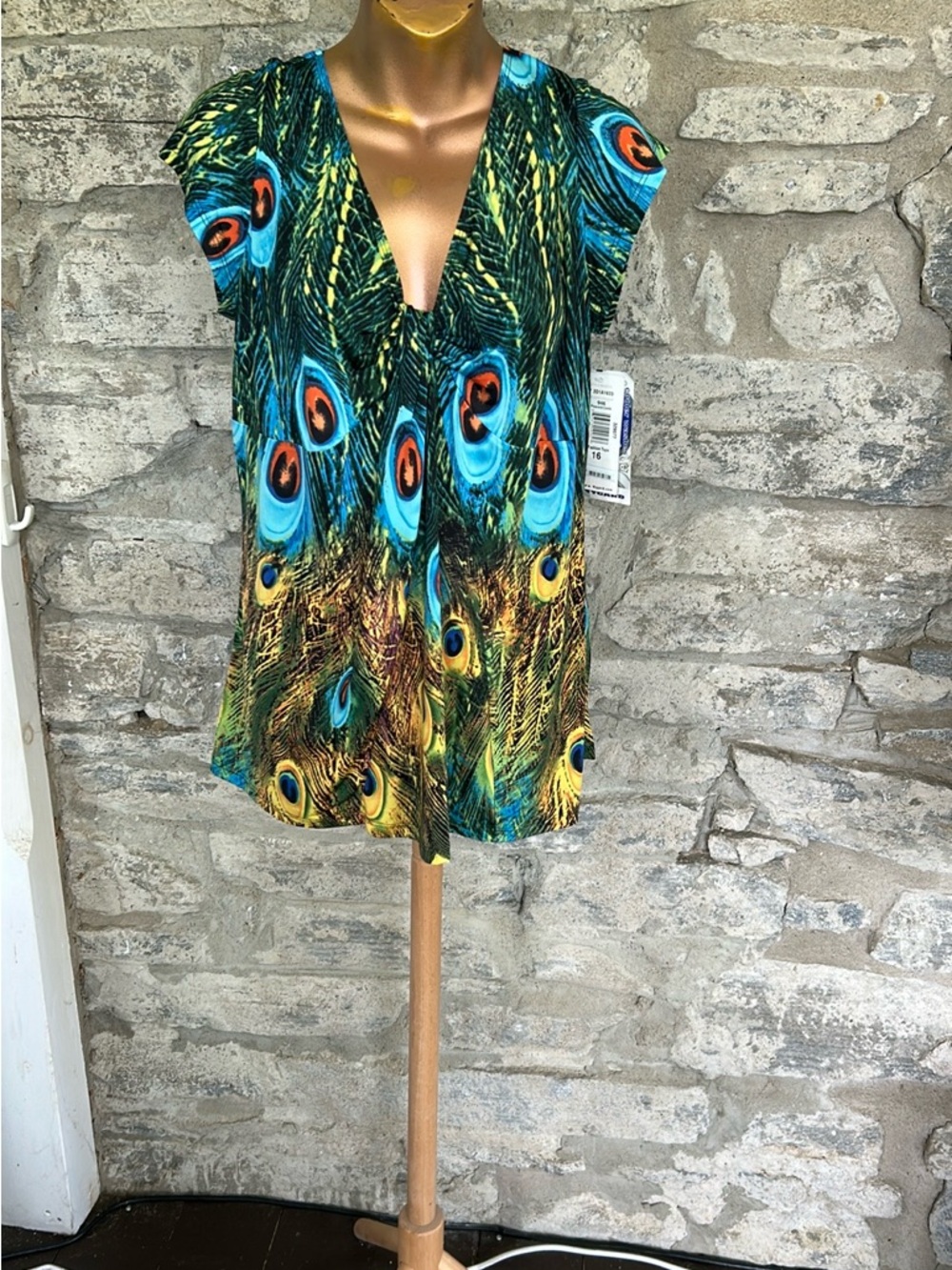 Peacock Print V-Neck Top